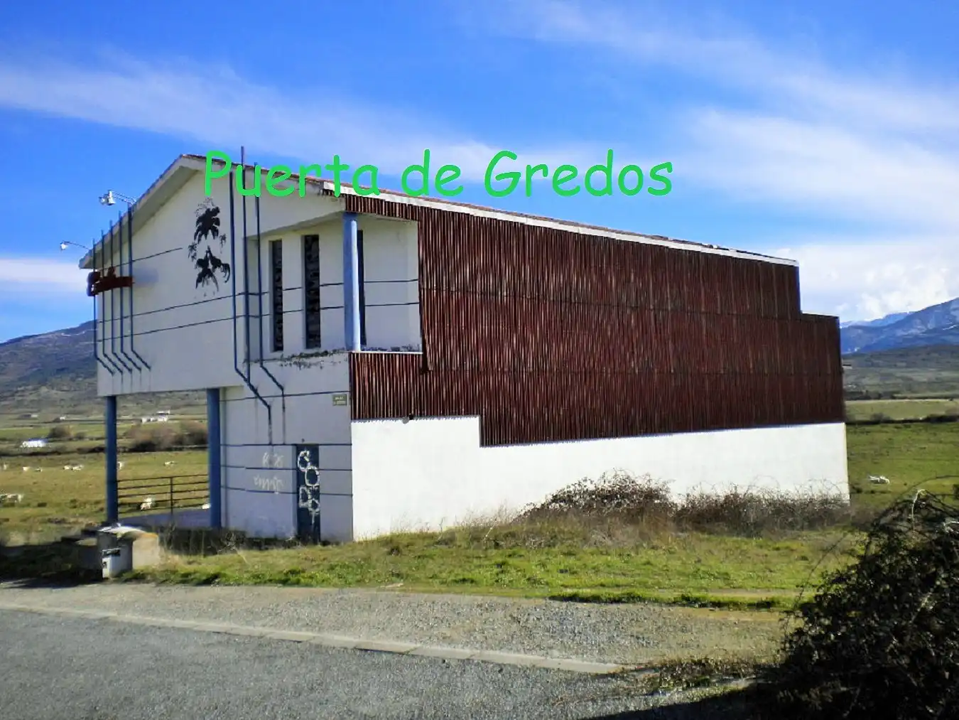 Außenansicht von Gebäude zur Miete in El Barco de Ávila 