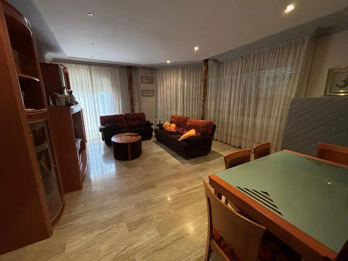 House for sale in Malagón