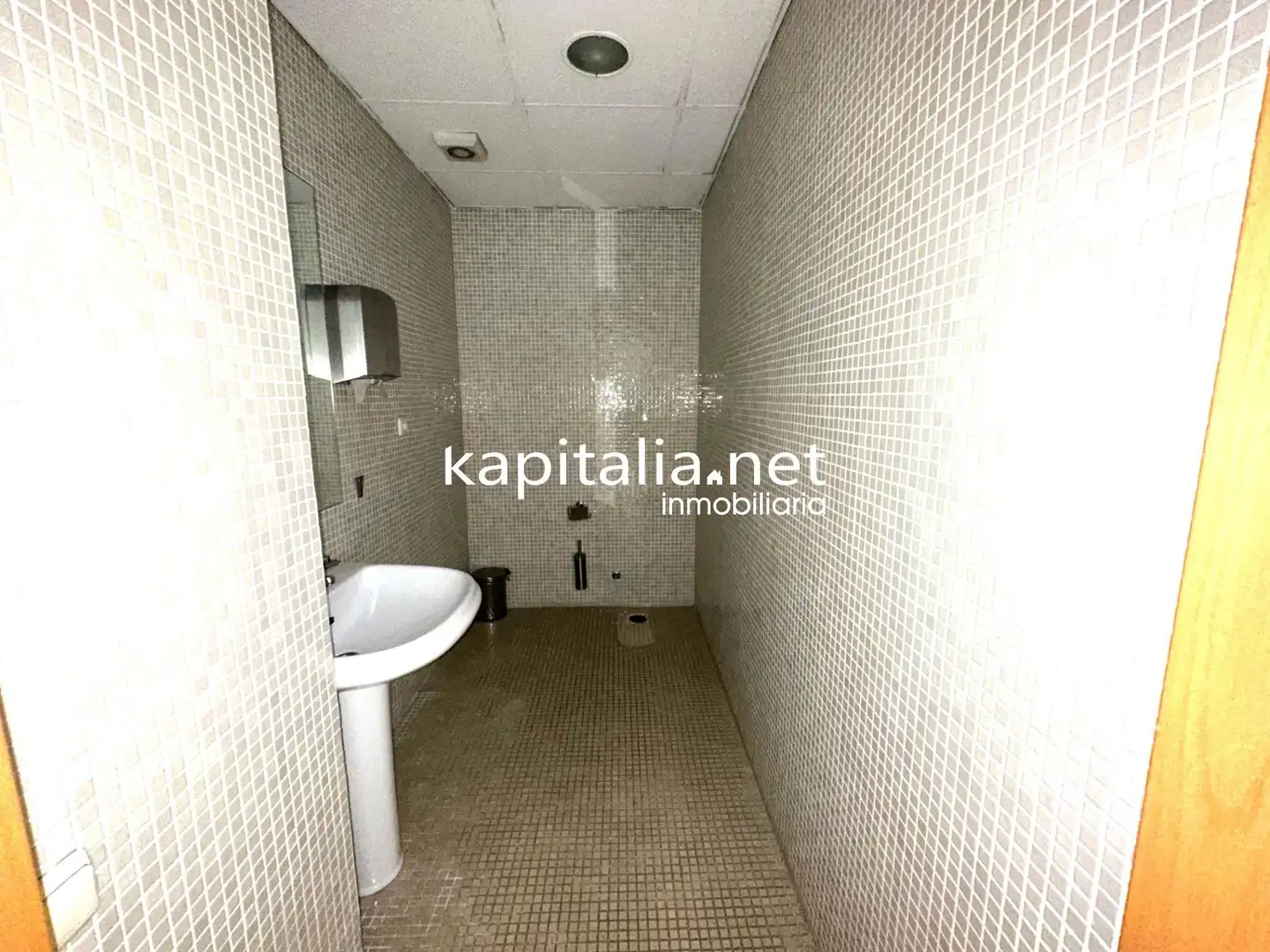Business premises for sale in Sant Josep - Zona Hospital, imagen 5