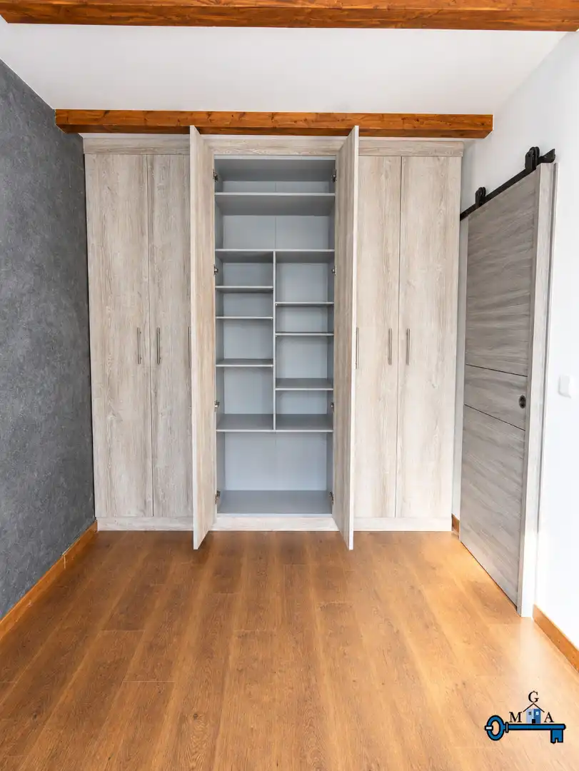 Habitación de Local en venta en La Avanzada - La Cueva