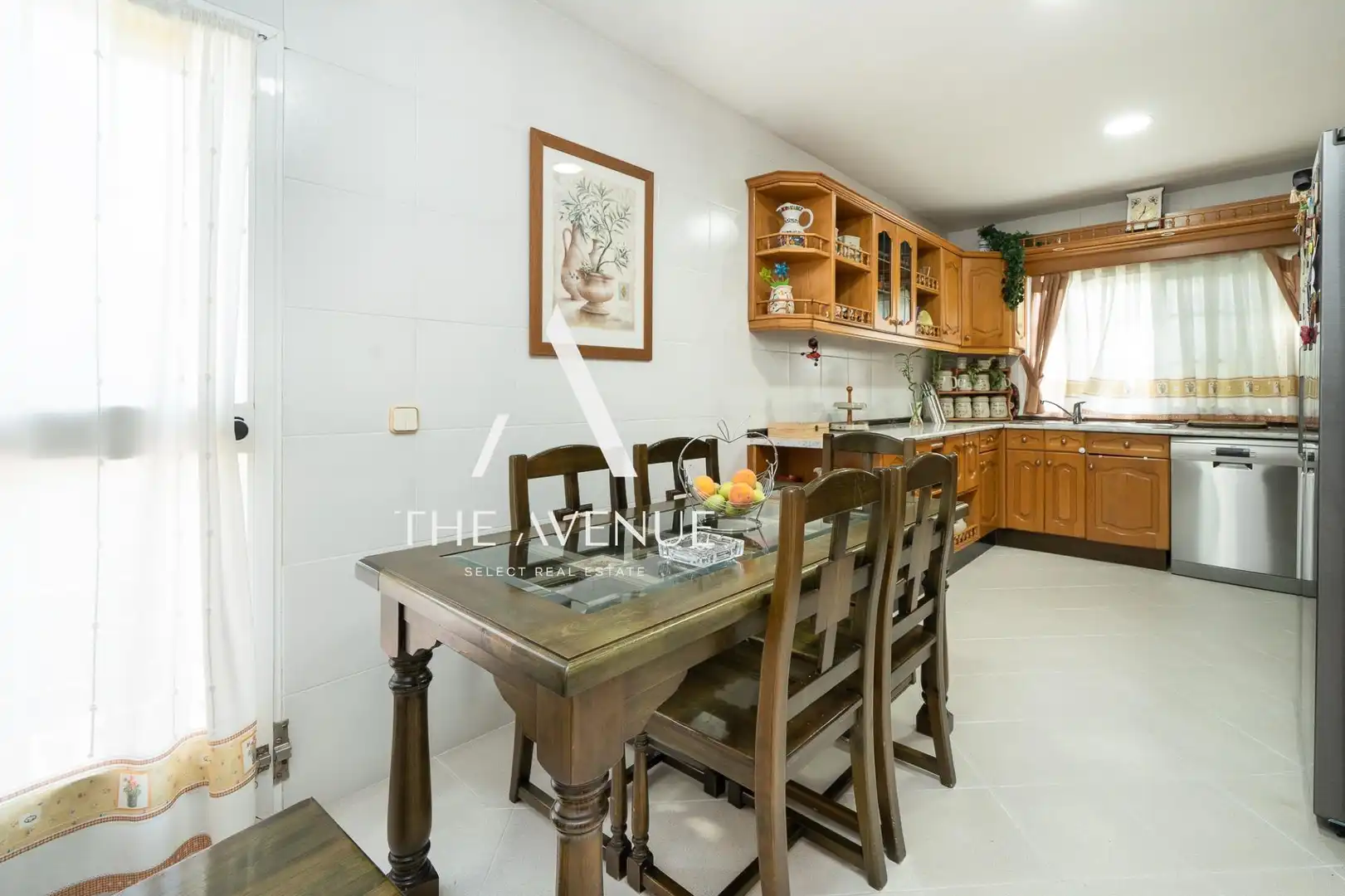 Cuina de Casa o xalet en venda en Boadilla del Monte amb Aire condicionat, Calefacció i Jardí privat