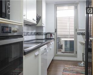 Kitchen of Flat to rent in  Madrid Capital  with Air Conditioner and Balcony