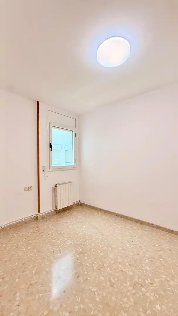 Bedroom of Flat for sale in Sant Joan Despí  with Air Conditioner, Heating and Terrace