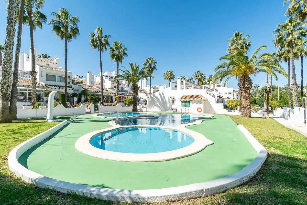 Exterior view of Detached homes for rent in Orihuela  with Air Conditioner, Terrace and Furnished