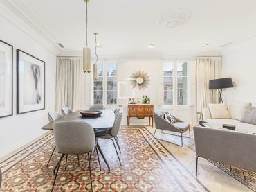 Appartamento con balcone in vendita a Eixample
