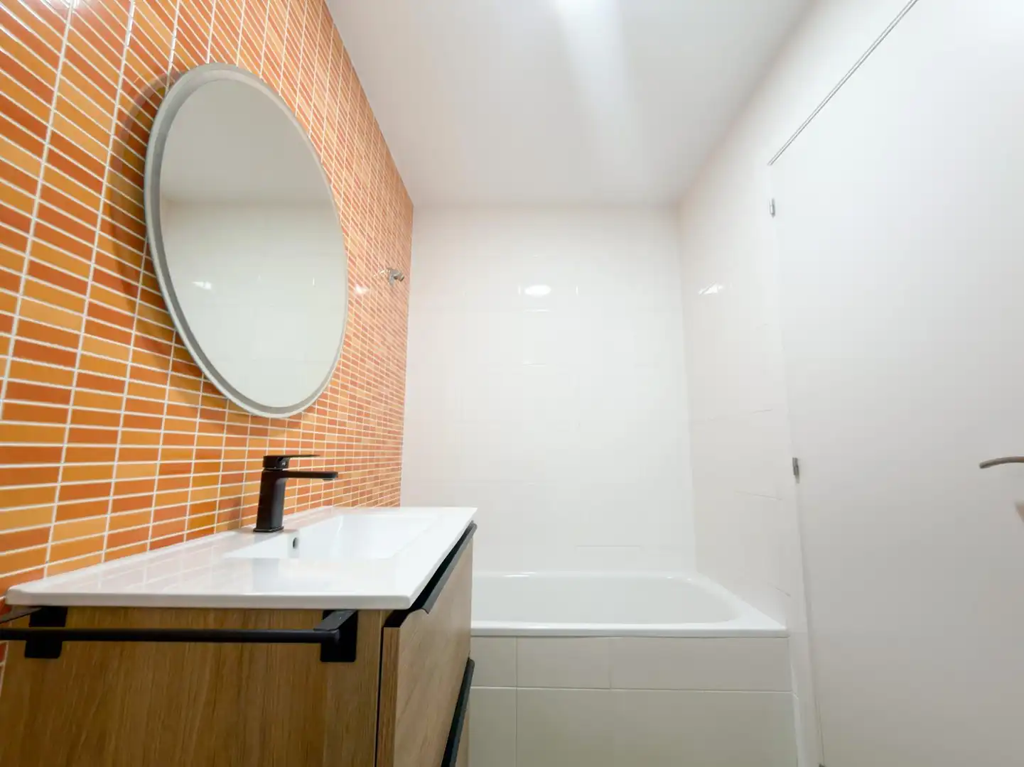 Baño de Piso en venta en Rafelbuñol / Rafelbunyol con Aire acondicionado y Balcón