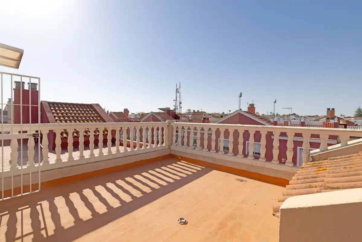 Terraza de Casa adosada en venta en Valencina de la Concepción con Aire acondicionado, Calefacción y Terraza