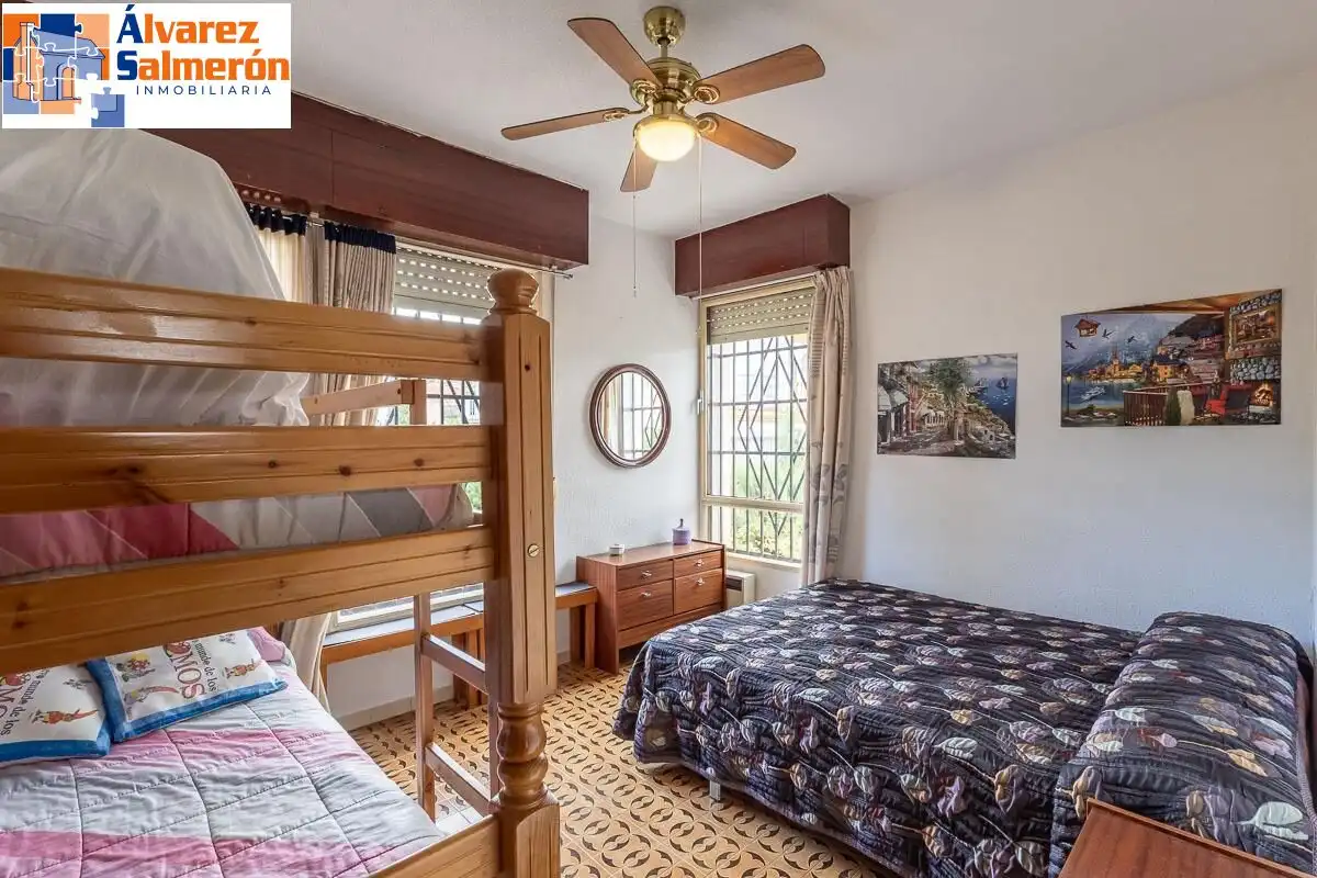 Casa con terrazza in vendita a Avenida HUETOR VEGA, imagen 18