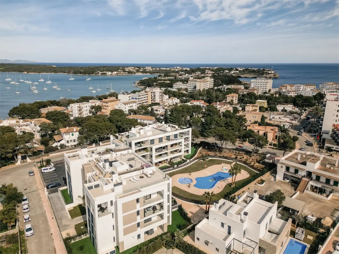 Vista exterior de Pis en venda en Felanitx amb Aire condicionat, Traster i Piscina