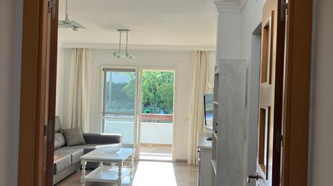 Foto 4 de Piso de alquiler en Avenida Parque Selwo, La Concha - Resina Golf, Estepona