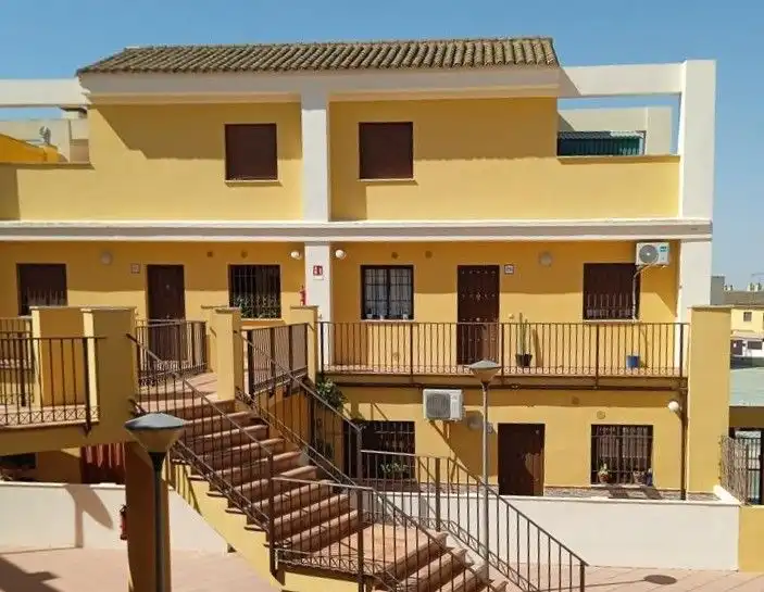 Casa en venta en Calle Albahaca