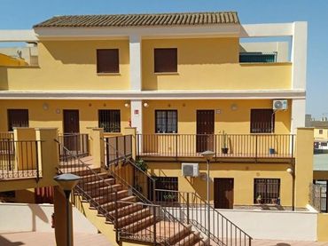 Casa en venta en Calle Albahaca