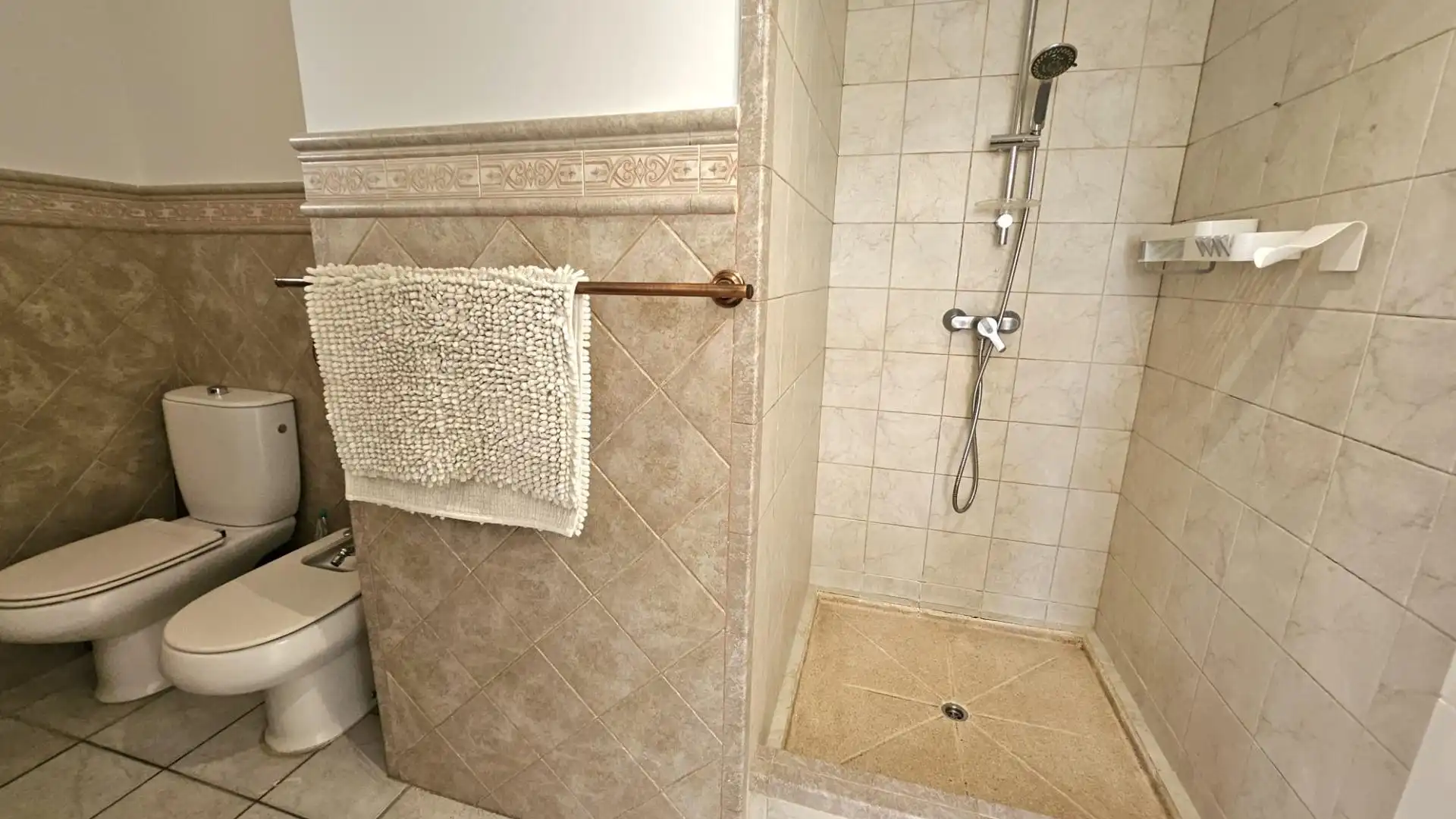 Villa con terrazza in vendita a Garbinet - Vistahermosa, imagen 28