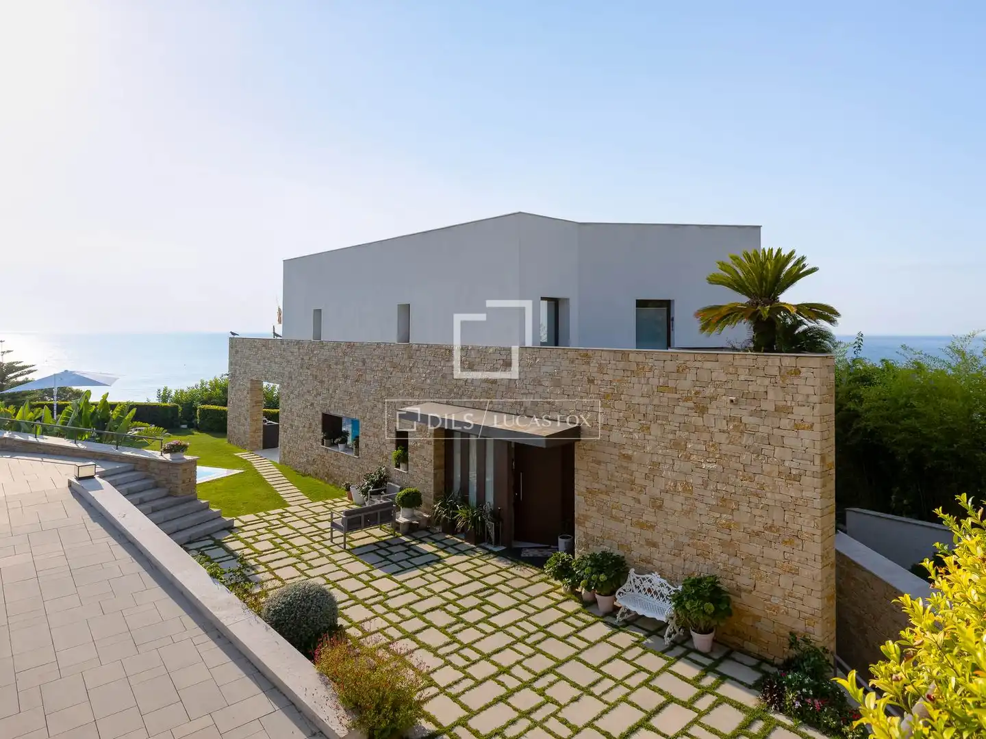 Detached house with terrace for sale in Urbanitzacions, imagen 3