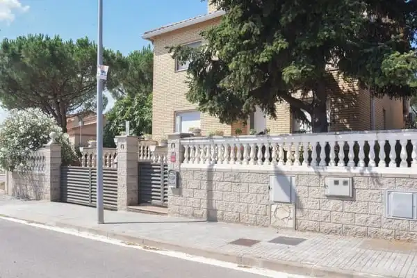 Casa en venta en Carrer Josep Pla 36, imagen 3