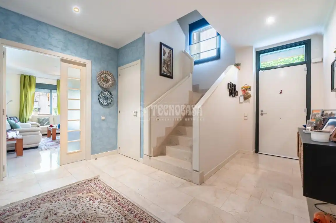 Casa adosada en venta en Paracuellos de Jarama con Aire acondicionado, Calefacción y Jardín privado