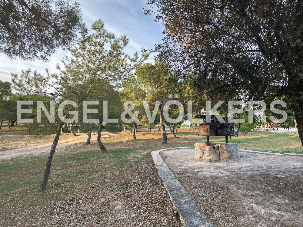 Garaje en venta en Llíria