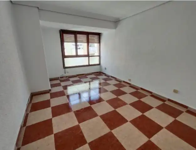 Flat for sale in Carrer Monsenyor Fernando Ferris 29, imagen 2