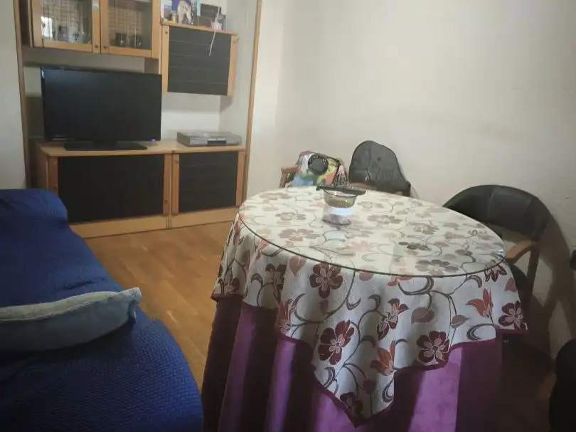 Sala d'estar de Pis en venda en  Albacete Capital amb Balcó
