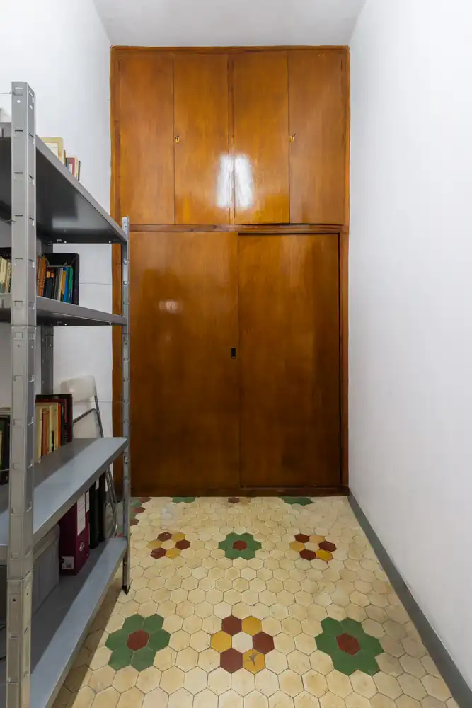 Flat for sale in Valencia  with Heating and Terrace