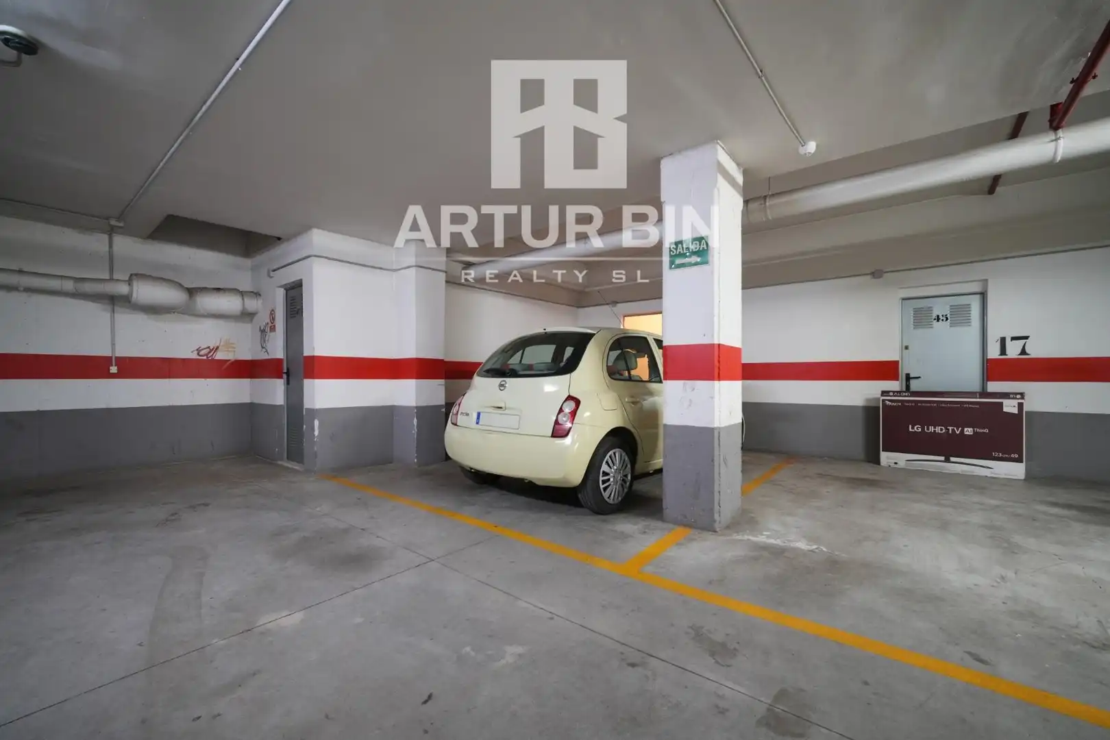 Parking de Ático en venta en Valencia con Calefacción, Jardín privado y Terraza