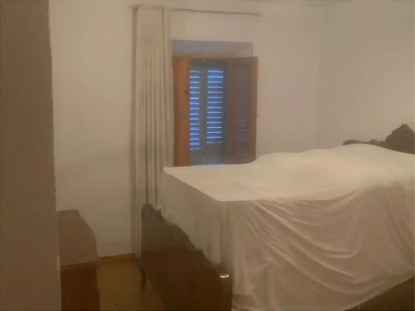 Dormitori de Pis en venda en Prados Redondos amb Traster, Moblat i Balcó