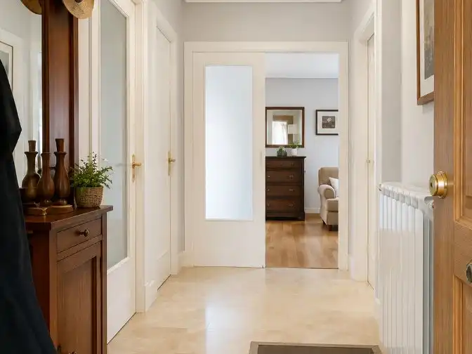 Chalet con jardín en venta en Avenida Argentina 10, imagen 3
