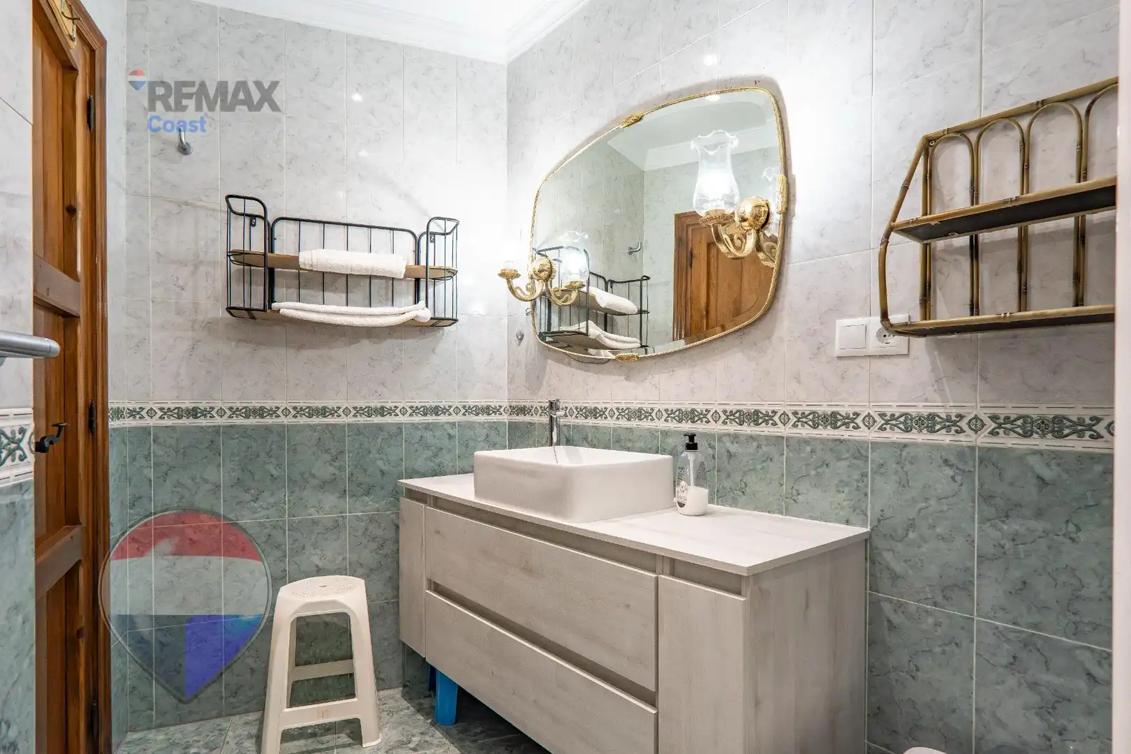 Bathroom of Houses for sale in Cuevas Bajas  with Heating, Private garden and Swimming Pool