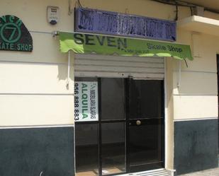 Premises to rent in San Fernando