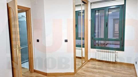 Foto 5 de Piso de alquiler en Calle Manuel Pedregal, Salesas - Foncalada - Campoamor, Oviedo