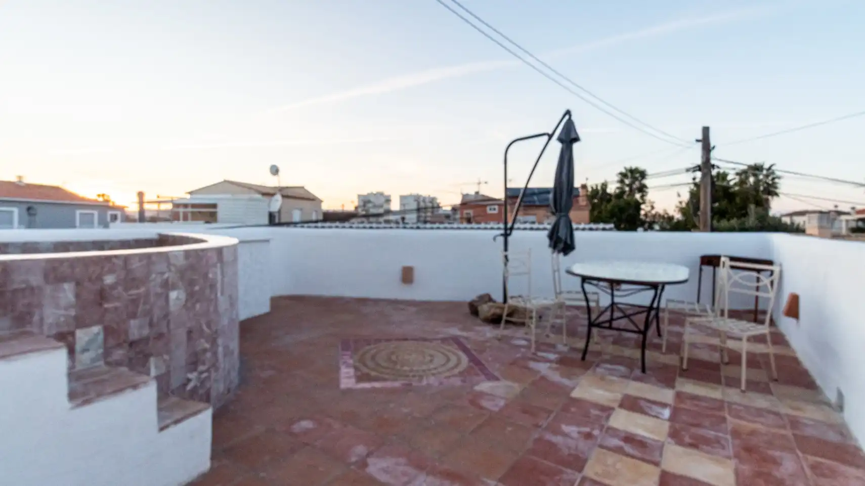 Terrassa de Casa o xalet en venda en Oliva amb Aire condicionat, Calefacció i Jardí privat