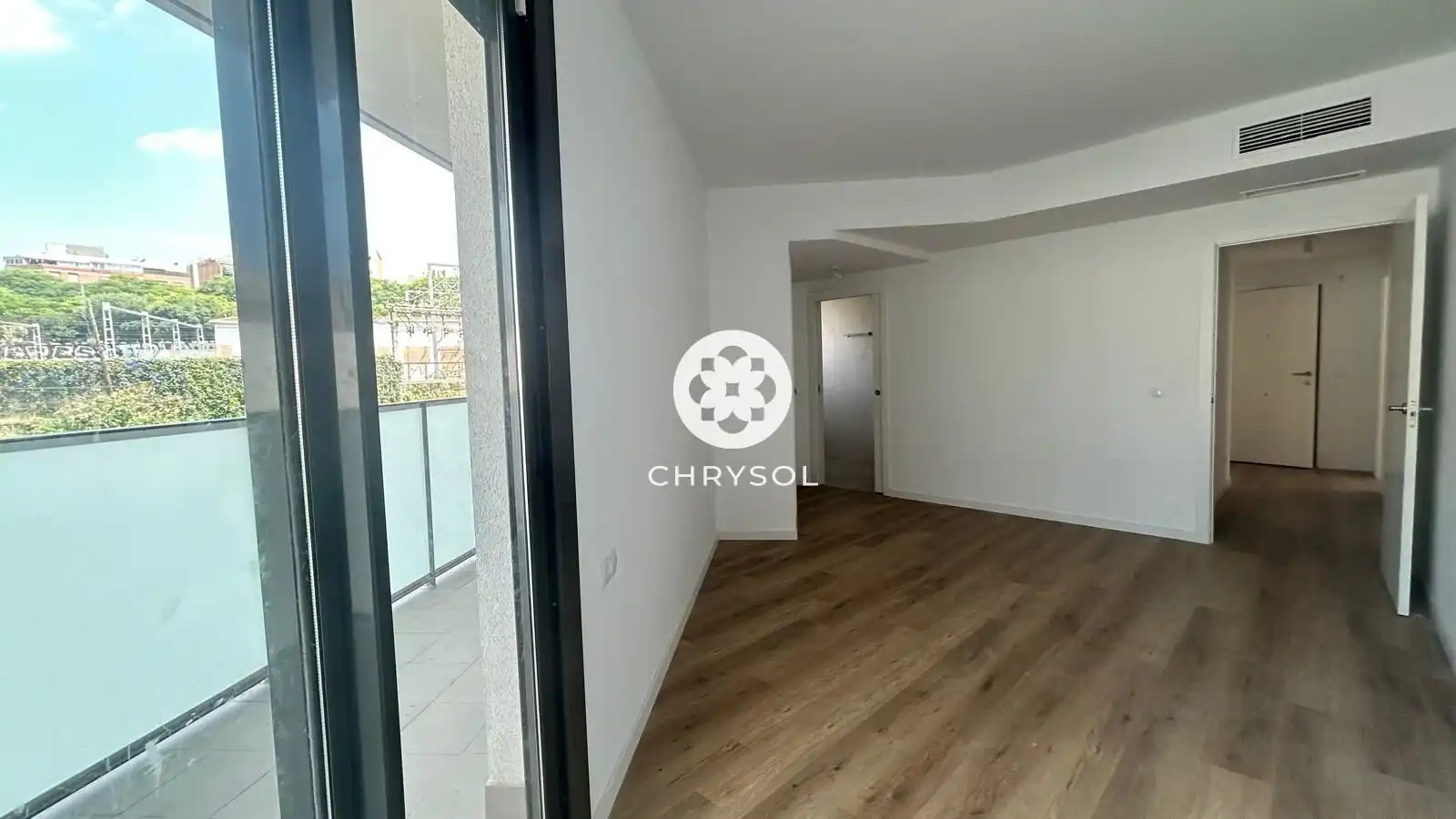 Sala d'estar de Pis en venda en L'Hospitalet de Llobregat amb Calefacció, Jardí privat i Parquet