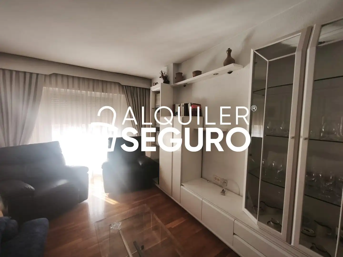 Living room of Flat for rent in Zaragoza  with Heating, Terrace and Furnished