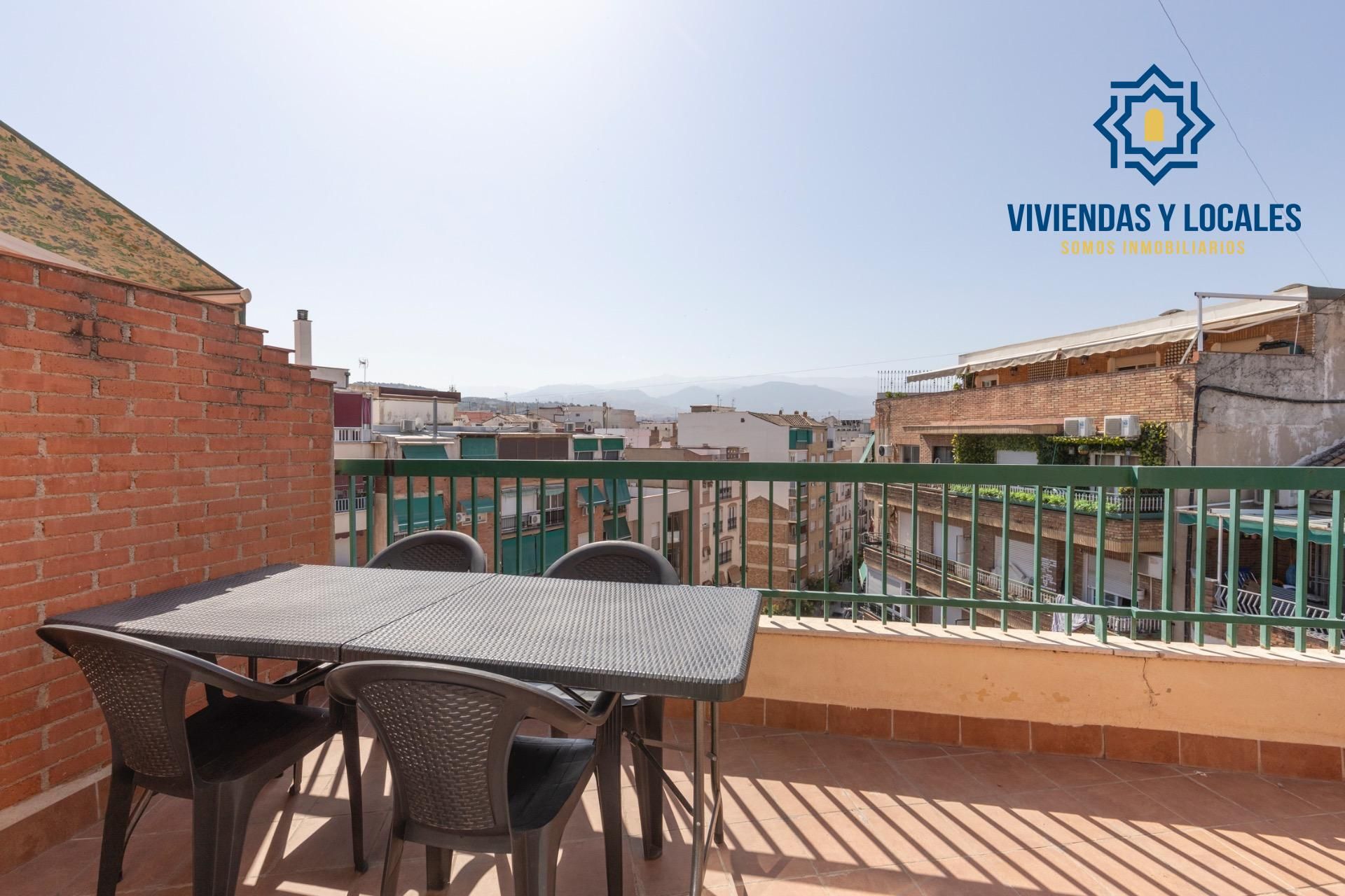 Terraza de Ático en venta en  Granada Capital con Aire acondicionado, Calefacción y Terraza