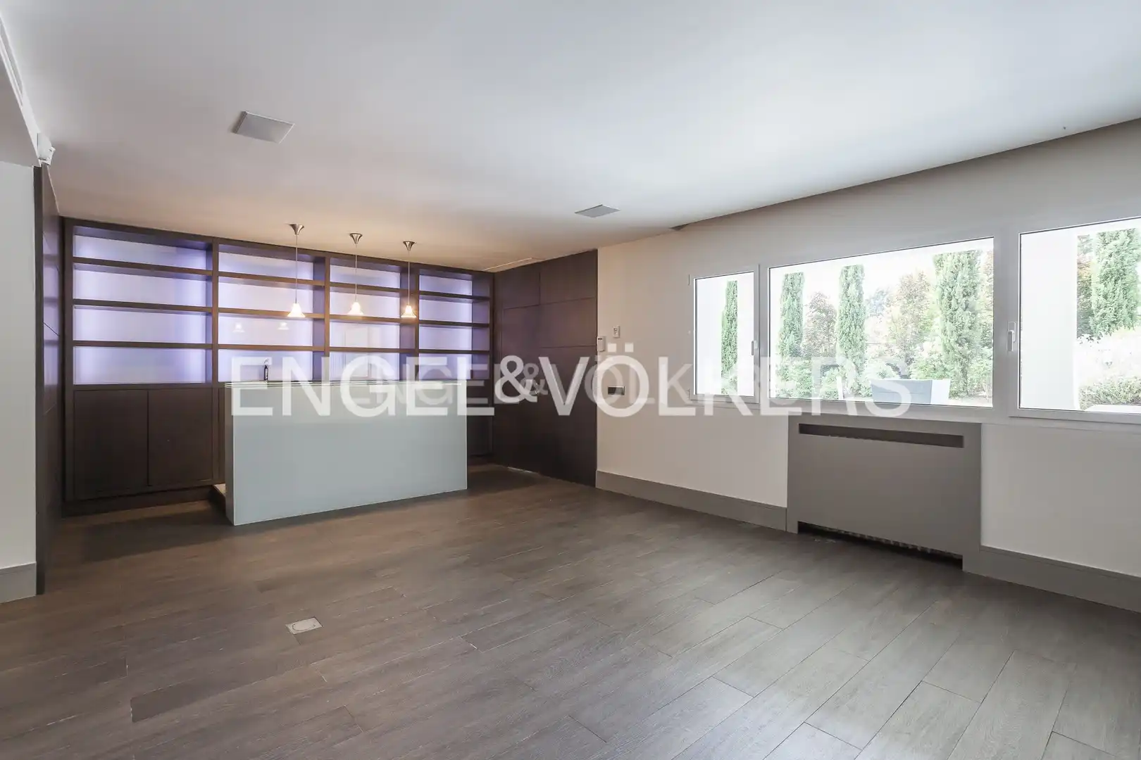 Sala d'estar de Casa o xalet de lloguer en La Moraleja amb Aire condicionat, Calefacció i Jardí privat