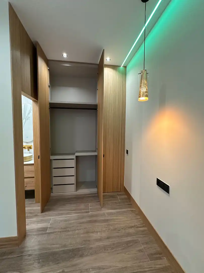 Apartament de lloguer a Calle del Doctor Blanco Soler, Las Águilas