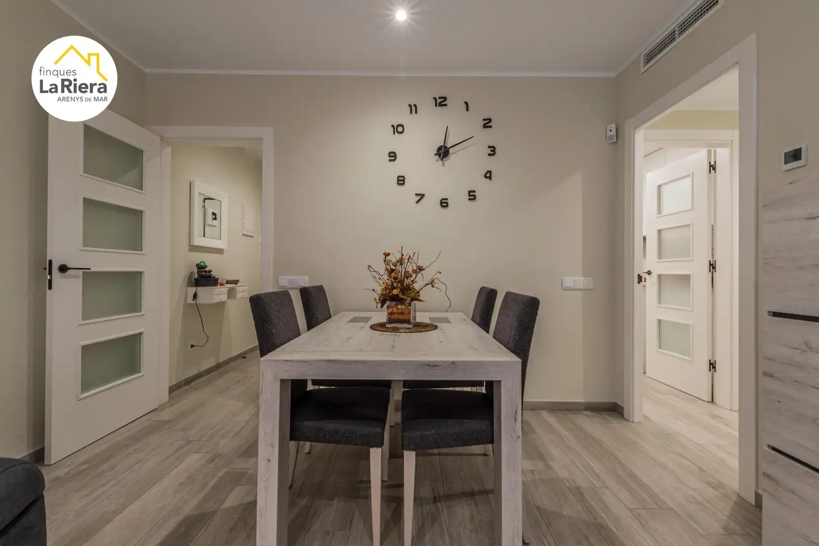 Comedor de Piso en venta en Arenys de Mar con Calefacción, Amueblado y Balcón