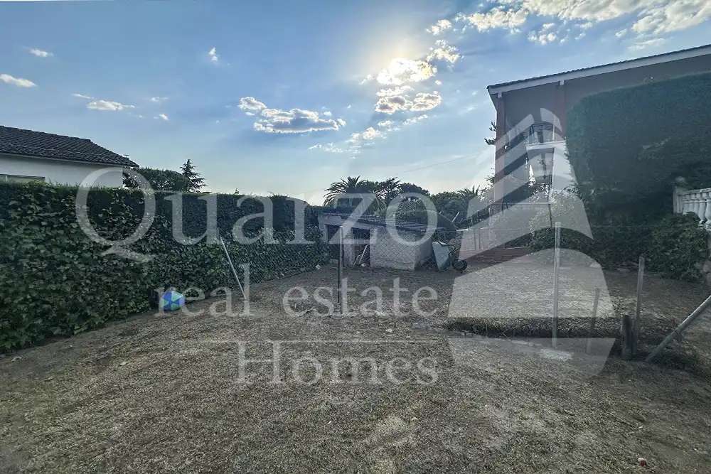 Houses for sale in Villaviciosa de Odón  with Air Conditioner, Heating and Private garden