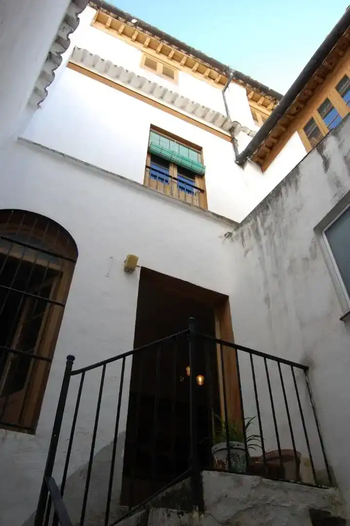 Vista exterior de Pis en venda en Casco antiguo - Convento - Caldereto
