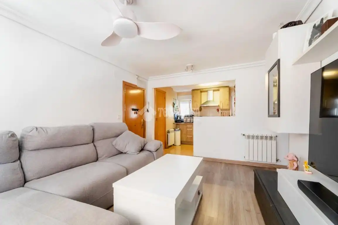 Exterior view of Flat for sale in Madrid  with Air Conditioner