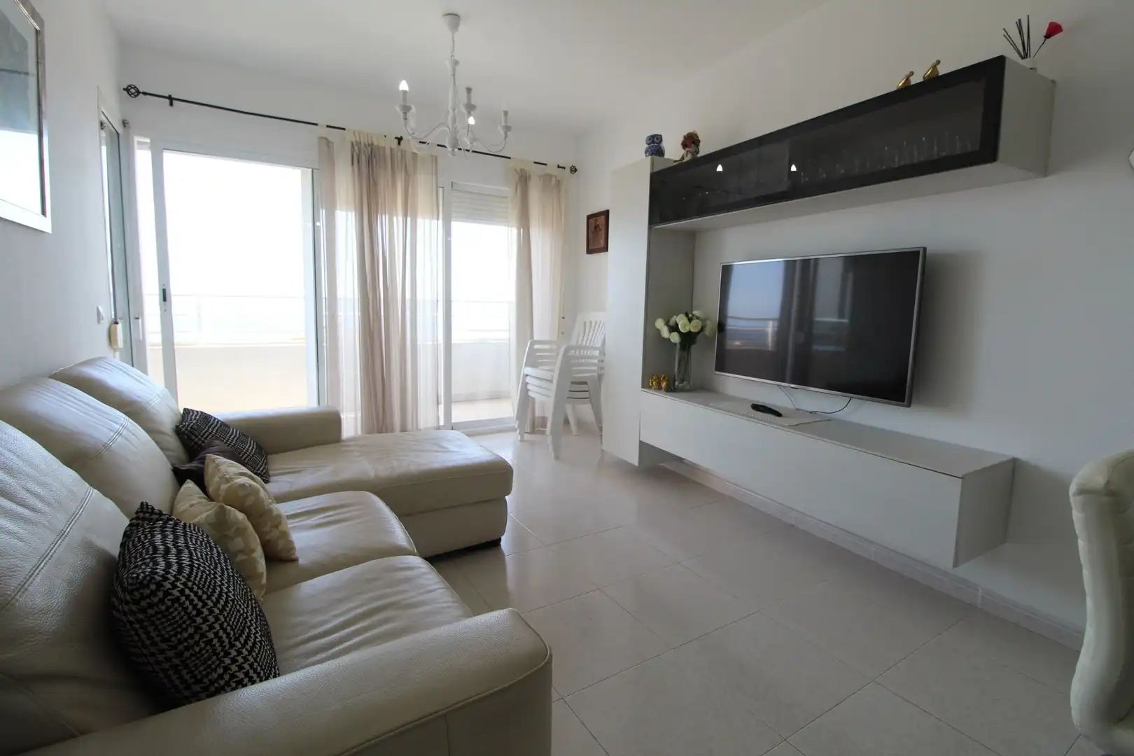 Wohnzimmer von Wohnungen zum Verkauf in Calpe / Calp mit Terrasse, Abstellraum und Gemeinschaftspool