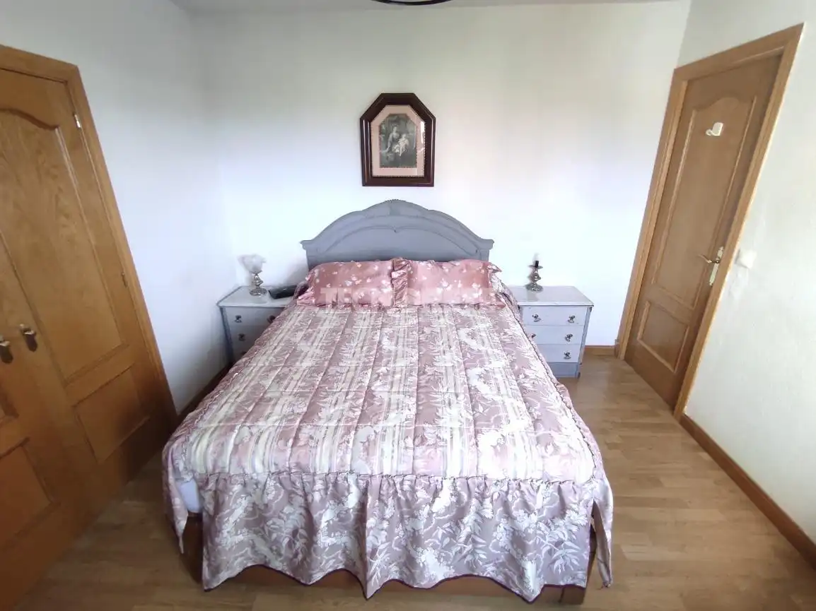 Habitación de Piso en venta en Guadalajara con Calefacción