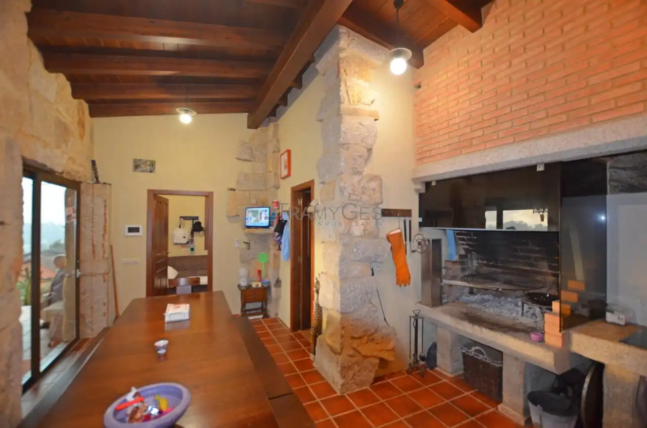 Cocina de Casa o chalet en venta en Tui con Calefacción, Jardín privado y Terraza