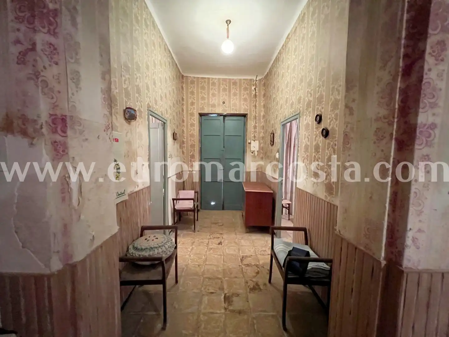 Country homes for sale in Elche / Elx  with Private garden and Furnished