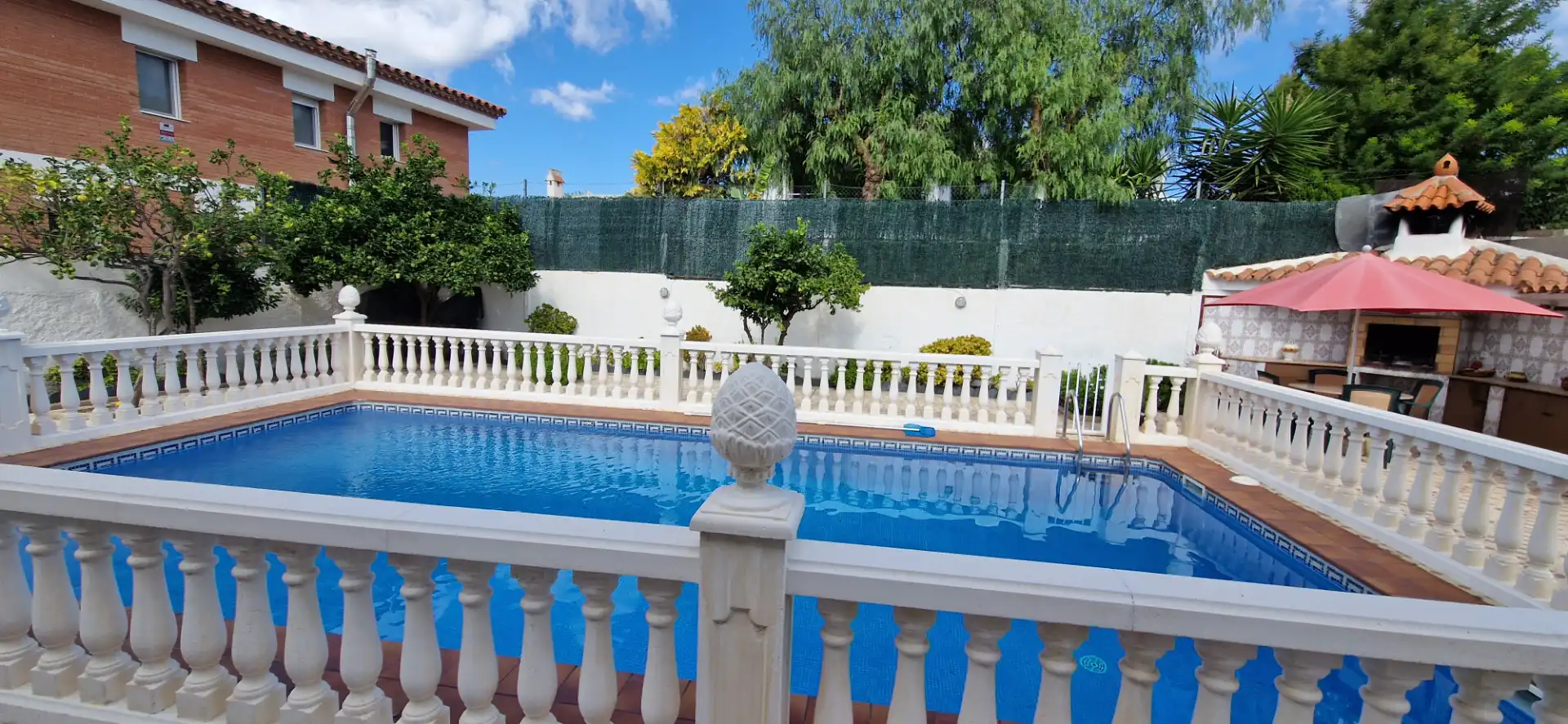 Piscina de Casa o xalet en venda en Cambrils amb Aire condicionat, Calefacció i Jardí privat