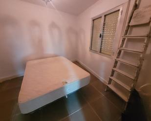 Bedroom of Single-family semi-detached to rent in Oropesa  with Furnished, Oven and Balcony
