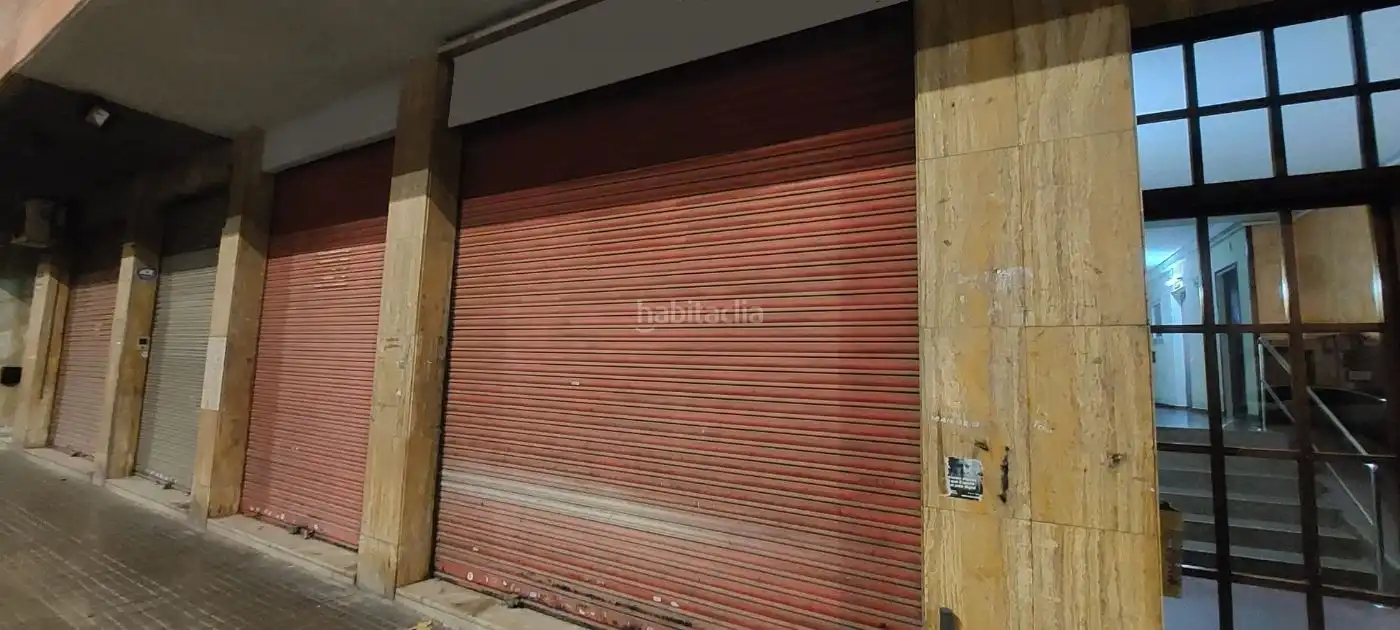 Local comercial en venta en Carrer Verge de Montserrat 4