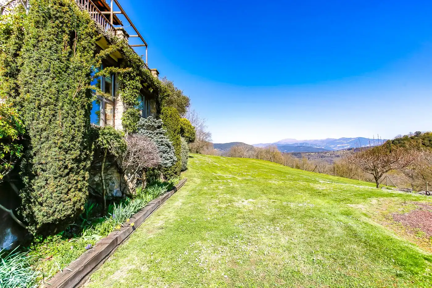Jardín de Finca rústica en venta en Olot con Calefacción, Jardín privado y Terraza