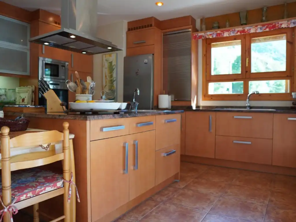 Kitchen of Houses for sale in Bielsa, Huesca