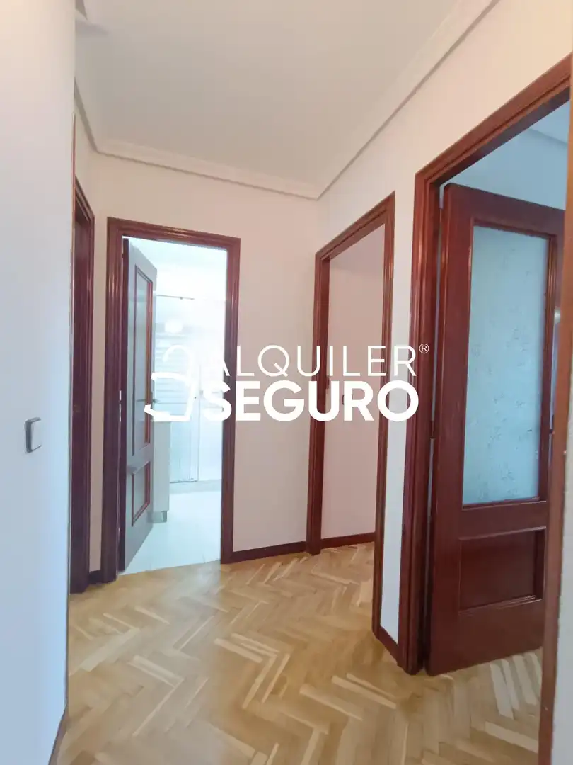 Bedroom of Flat for rent in Madrid  with Air Conditioner, Heating and Terrace